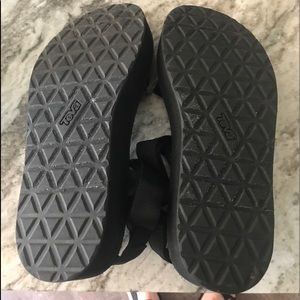 Teva platform sandals - size 8.